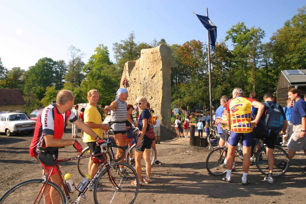 Turisticka Ubytovna Cakle Ústí nad Orlicí Bagian luar foto
